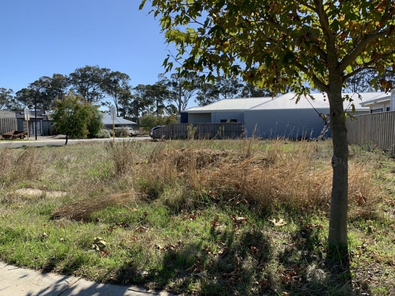 2 Nickol Street, Margaret River WA 6285