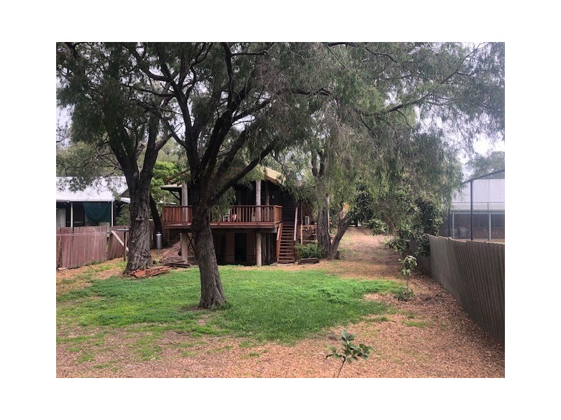 27 Campion Way, Quindalup WA 6281