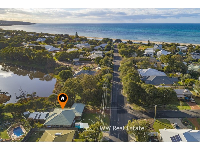 21 Elmore Road, Quindalup WA 6281