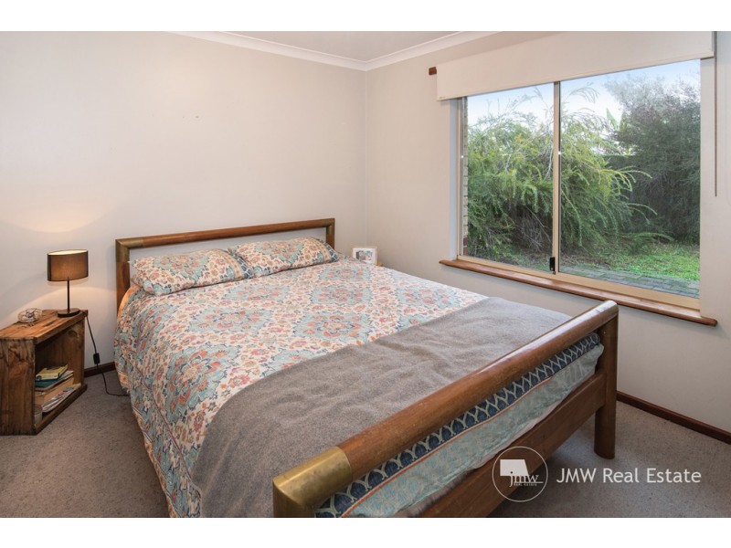 21 Elmore Road, Quindalup WA 6281