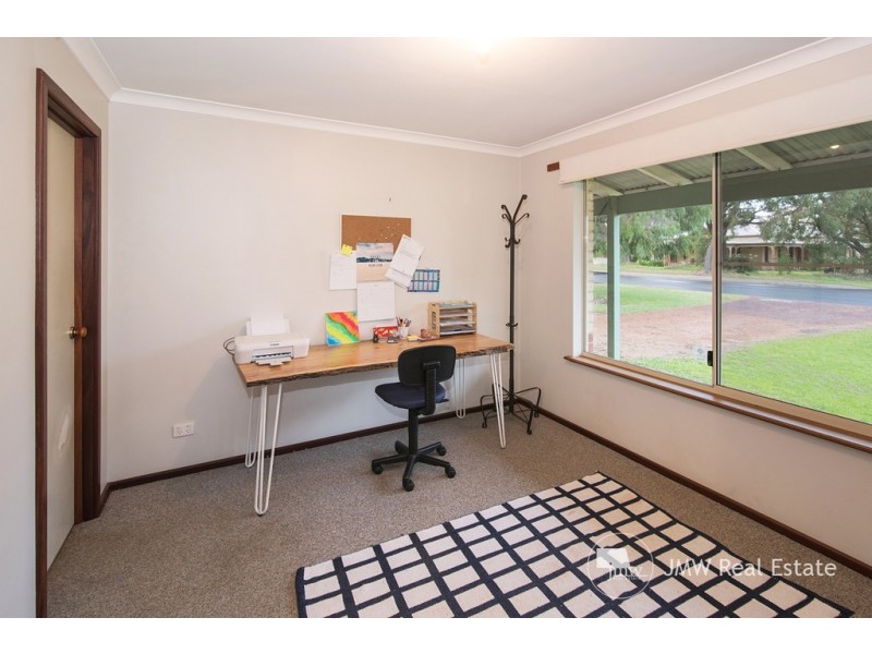 21 Elmore Road, Quindalup WA 6281