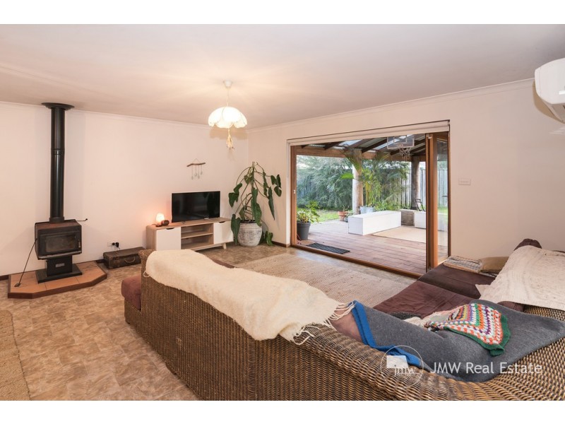 21 Elmore Road, Quindalup WA 6281
