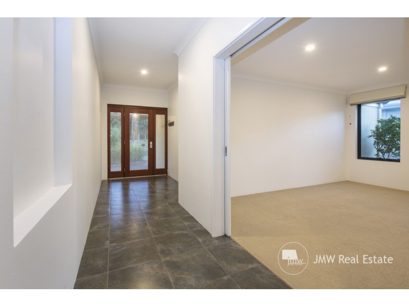 156 Dunsborough Lakes Drive, Dunsborough WA 6281