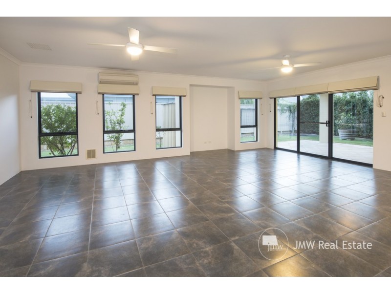 156 Dunsborough Lakes Drive, Dunsborough WA 6281