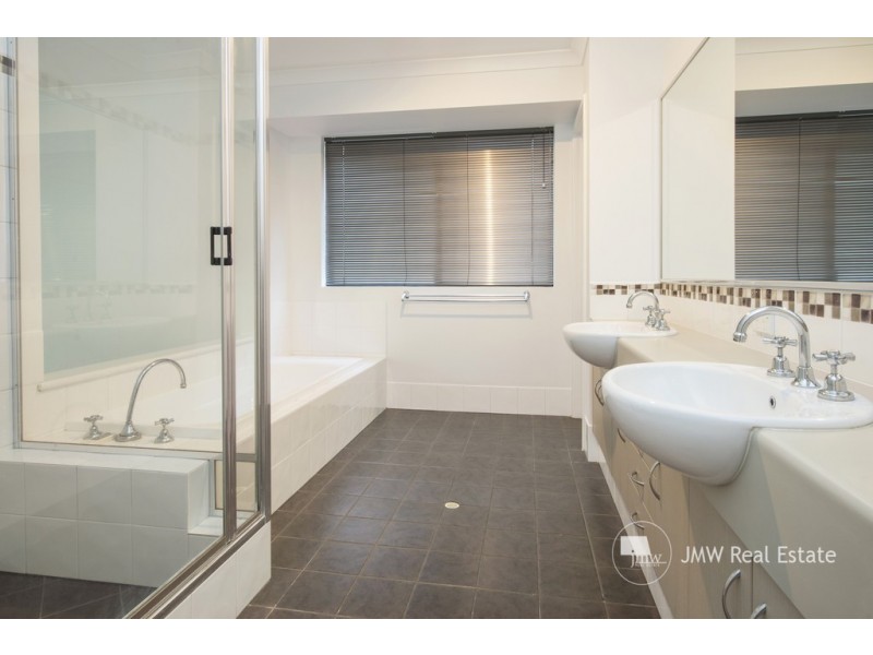 156 Dunsborough Lakes Drive, Dunsborough WA 6281