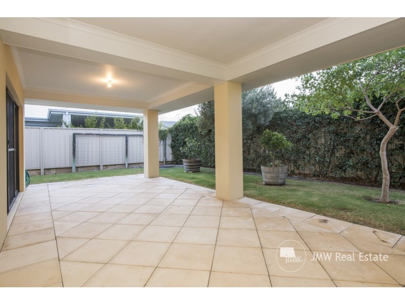 156 Dunsborough Lakes Drive, Dunsborough WA 6281