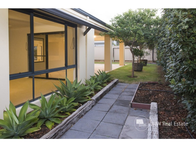 156 Dunsborough Lakes Drive, Dunsborough WA 6281