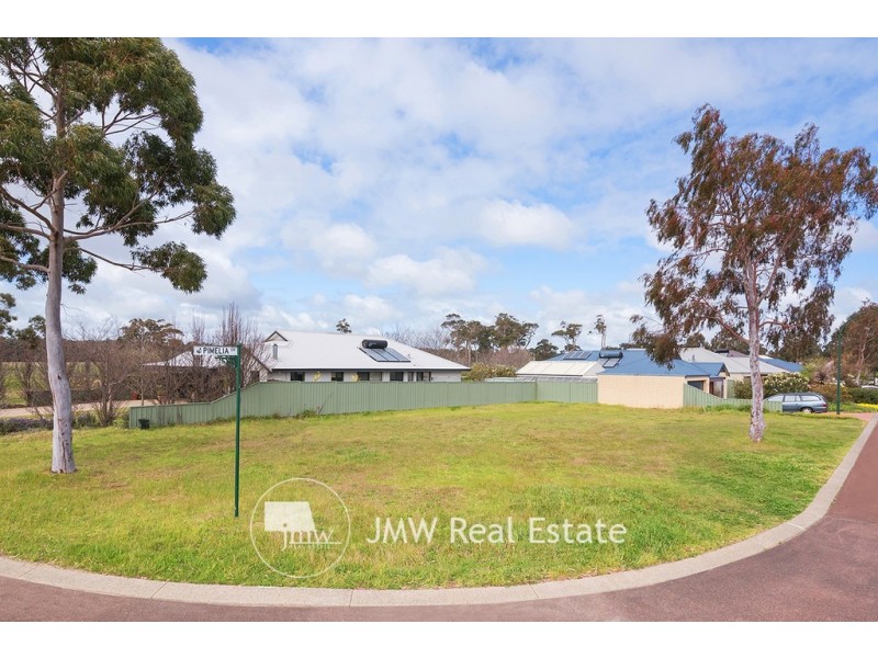 98 Brookfield Avenue, Margaret River WA 6285