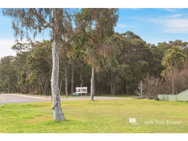 98 Brookfield Avenue, Margaret River WA 6285