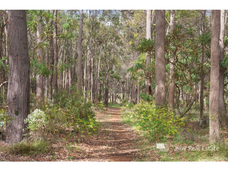 98 Brookfield Avenue, Margaret River WA 6285