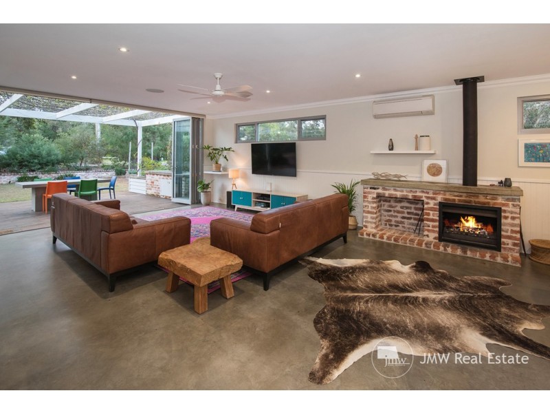 15 Beach Road, Dunsborough WA 6281