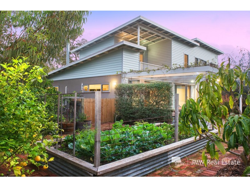 15 Beach Road, Dunsborough WA 6281