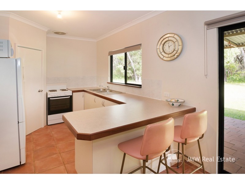 9 Backwater Retreat, Quindalup WA 6281