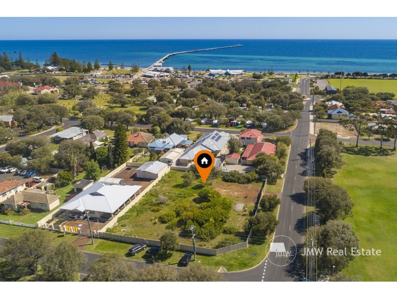18 Brown Street, Busselton WA 6280