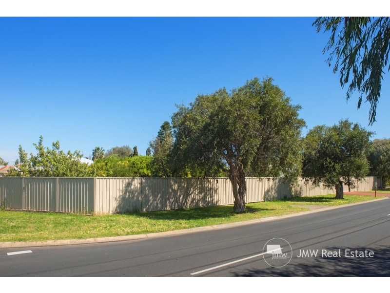 18 Brown Street, Busselton WA 6280