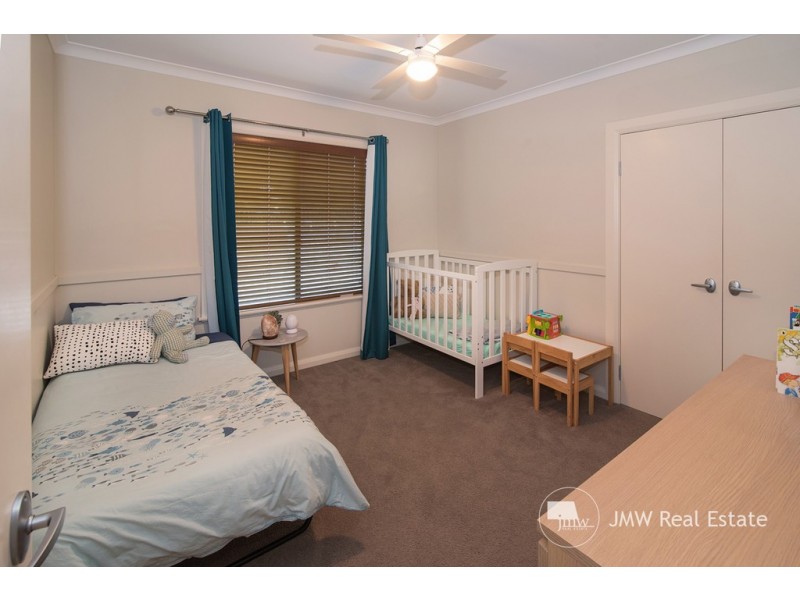 4 Toddy Place, Dunsborough WA 6281