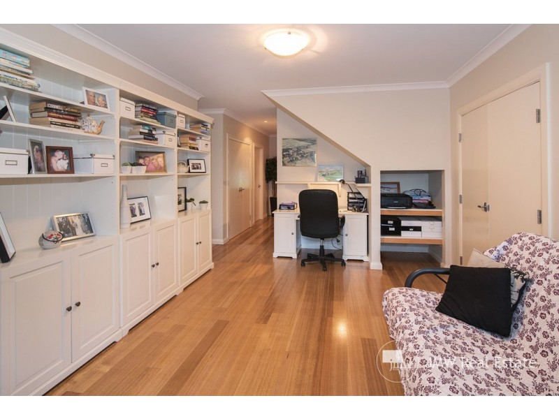 4 Toddy Place, Dunsborough WA 6281