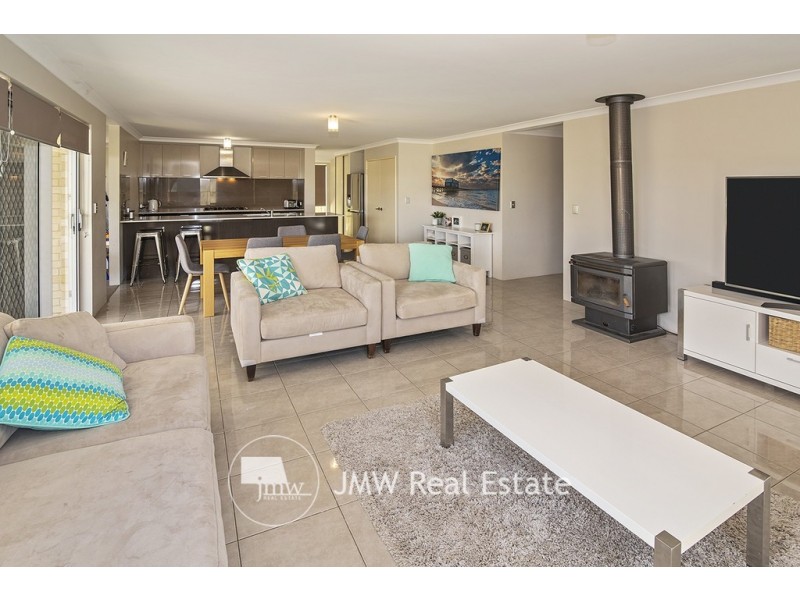 39 Monclair Circuit, Dunsborough WA 6281