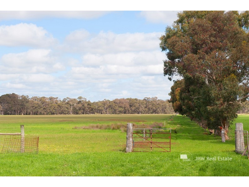 103 Ellen Brook Road, Cowaramup WA 6284