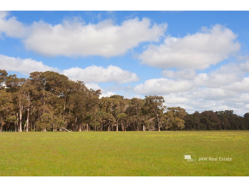 103 Ellen Brook Road, Cowaramup WA 6284