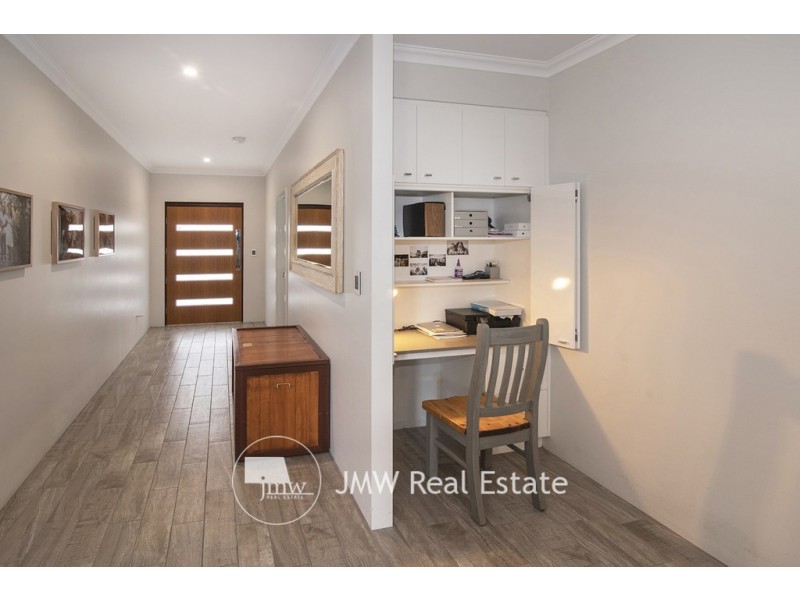 1 Waterville Road, Dunsborough WA 6281 JMW Real Estate Licensed