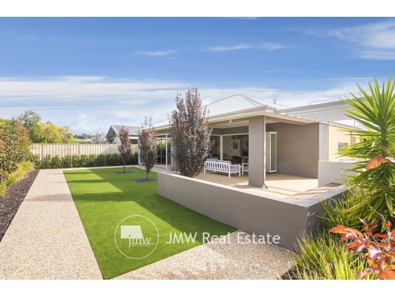 30 Waterville Road, Dunsborough WA 6281