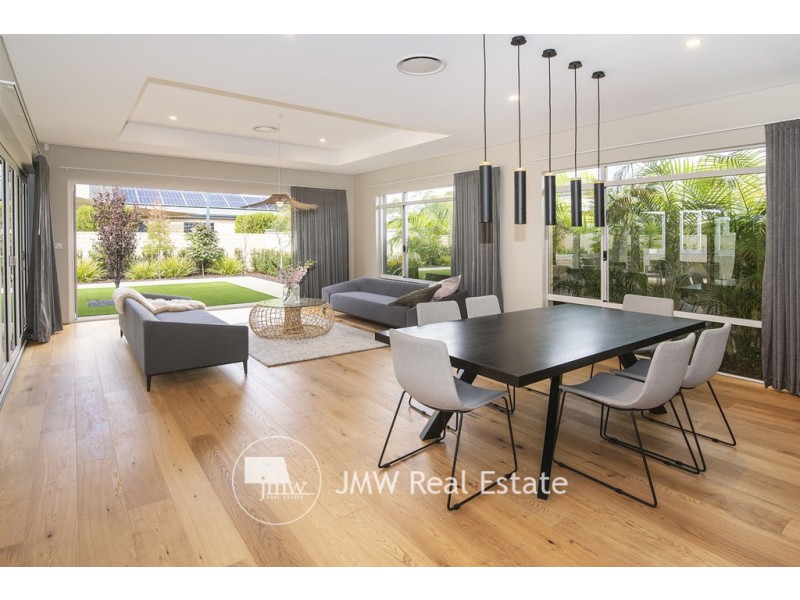 30 Waterville Road, Dunsborough WA 6281