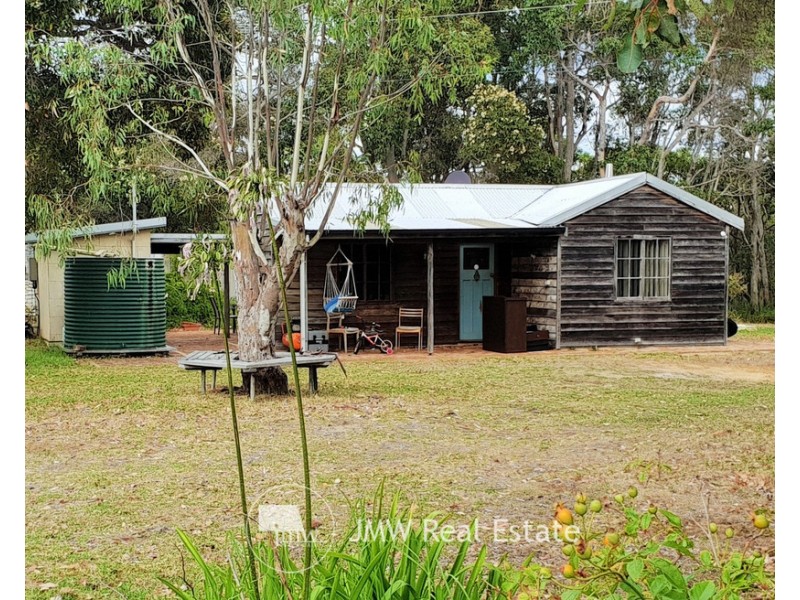 4790 Caves Road, Gracetown WA 6284