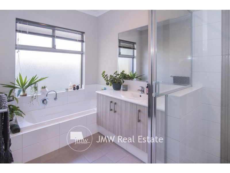 27 Wentworth Loop, Dunsborough WA 6281