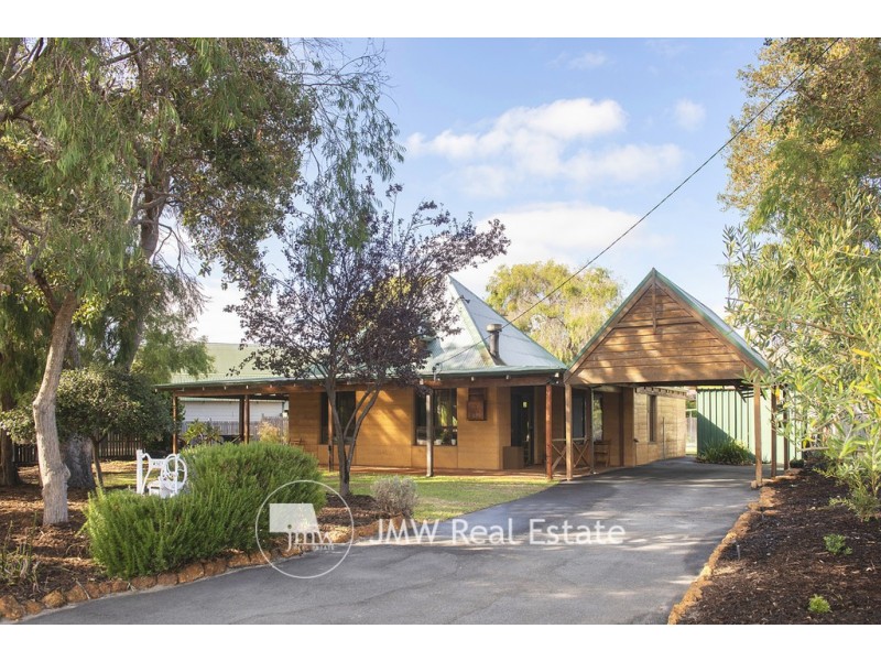 18 Hakea Way, Dunsborough WA 6281