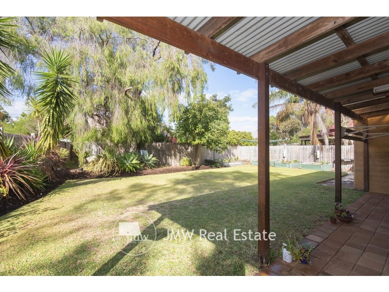 18 Hakea Way, Dunsborough WA 6281