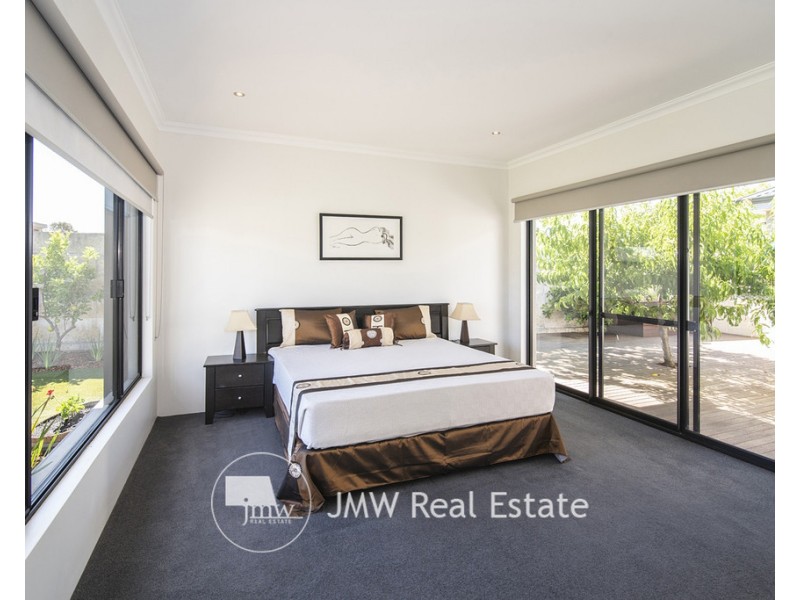 16 Oakmont Crescent, Dunsborough WA 6281