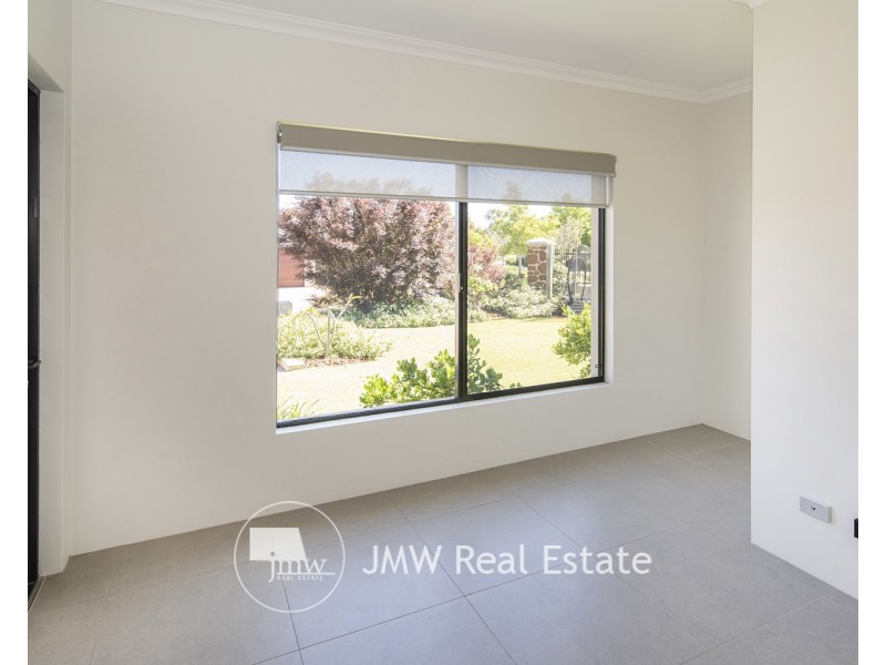 16 Oakmont Crescent, Dunsborough WA 6281