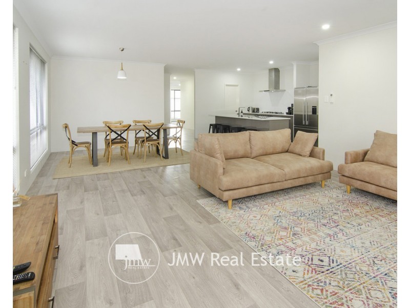 5 Pinehurst Crescent, Dunsborough WA 6281