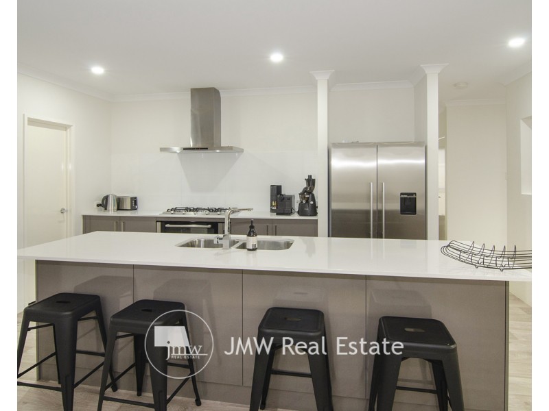 5 Pinehurst Crescent, Dunsborough WA 6281