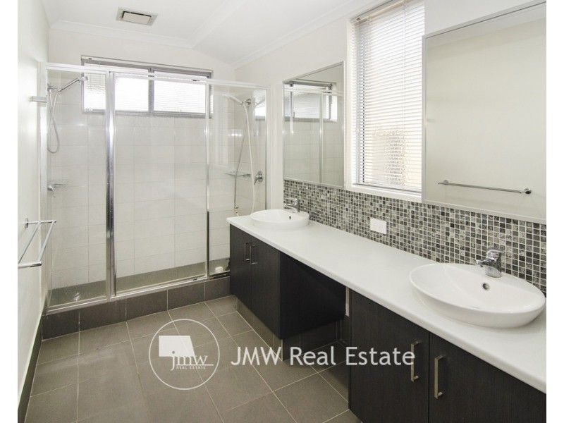 5 Pinehurst Crescent, Dunsborough WA 6281