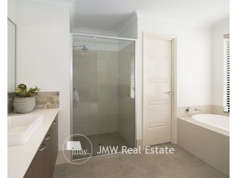 18 Somerset Road, Dunsborough WA 6281