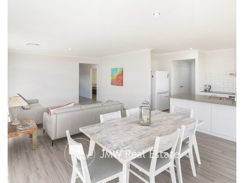 5 Medinah Street, Dunsborough WA 6281