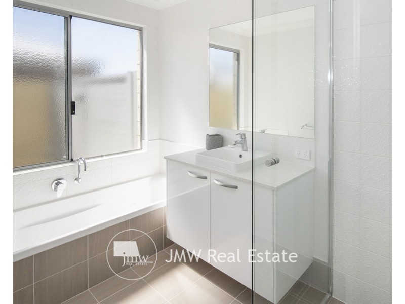 5 Medinah Street, Dunsborough WA 6281