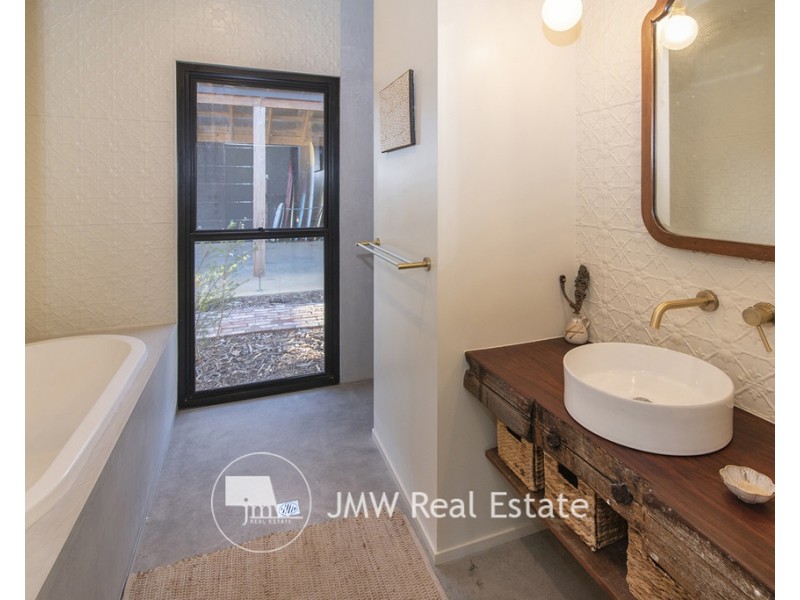 36 Hazelbrook Rise, Yallingup WA 6282