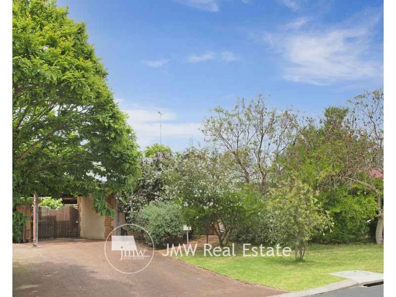 8 Ashbrook Green, Dunsborough WA 6281