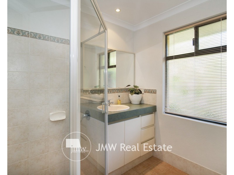 32 Kangaroo Parade, Yallingup WA 6282