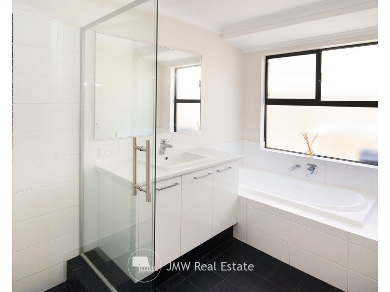 11 Muirfield Rd, Dunsborough WA 6281