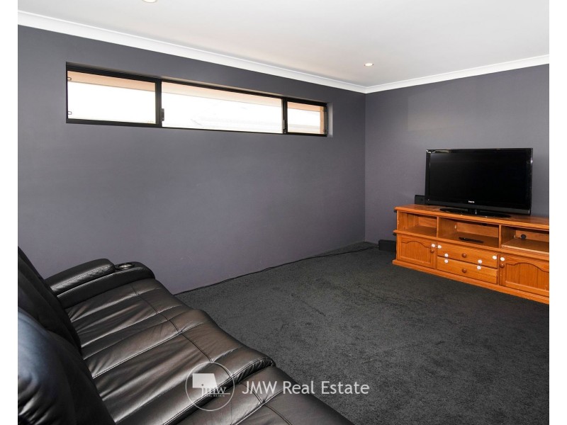 11 Muirfield Rd, Dunsborough WA 6281