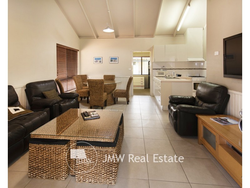 4/12 Dunn Bay Road, Dunsborough WA 6281