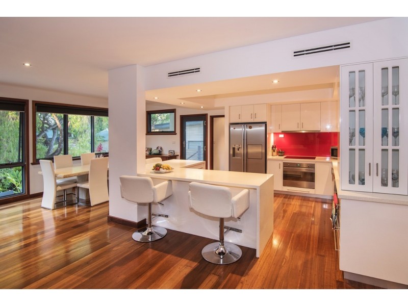 31 Campion Way, Quindalup WA 6281