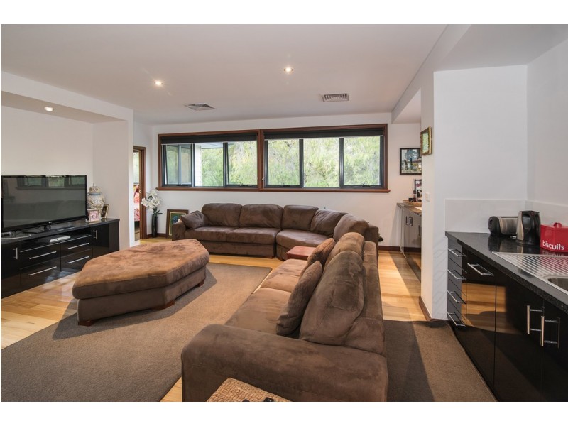 31 Campion Way, Quindalup WA 6281