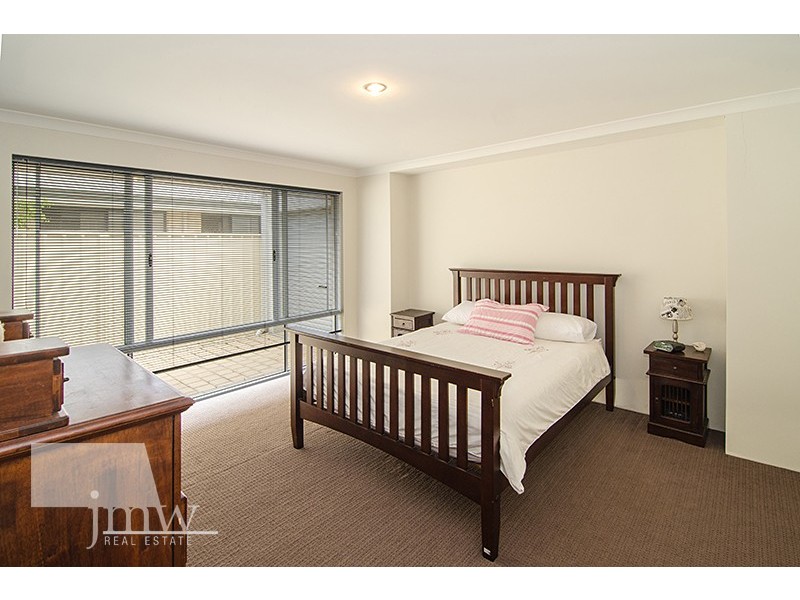 52 Indooroopilly Crescent, Dunsborough WA 6281