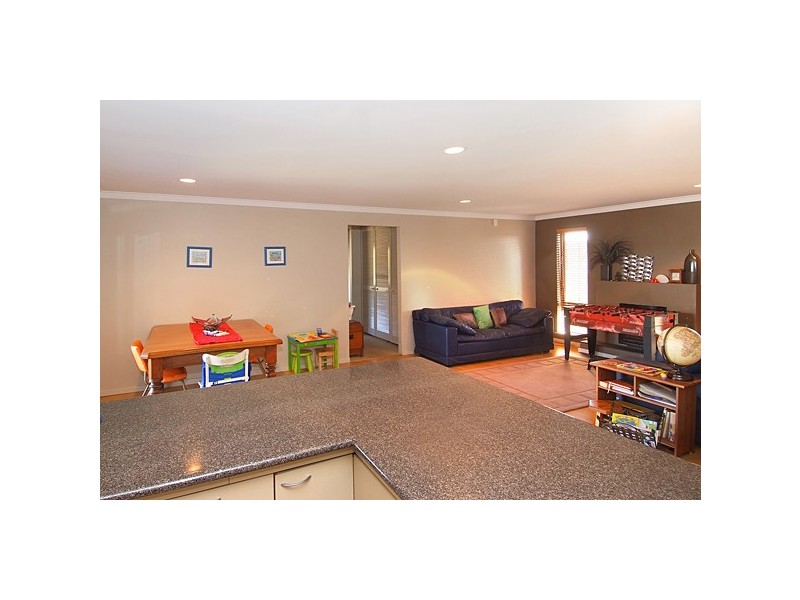 4 Marshall Street, Dunsborough WA 6281