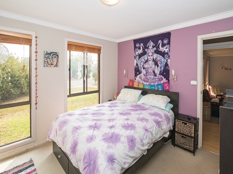 4 Marshall Street, Dunsborough WA 6281